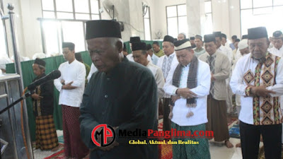 Laksanakan Sholat Idul Adha di Masjid Nurul Hidayah, Bupati ; Untuk Lebih Dekat Dengan Masyarakat dan Monitoring Proses Qurban