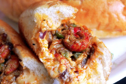 CRAWFISH CHEESE BREAD