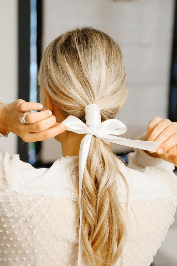 FALL’S HOTTEST HAIR ACCESSORY: THE RIBBON — 3 WAYS YOUTUBE TUTORIAL