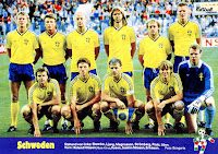 SELECCIÓN DE SUECIA - Temporada 1988-89 - Johnny Ekström, Roger Ljung, Mats Magnusson, Glenn Strömberg,  Robert Prytz y Peter Lönn; Roland Nilsson, Mats Gren, Glenn Hysén, Joakim Nilsson y Lars Eriksson. DINAMARCA 6 (Flemming Povlsen, Lars Elstrup 2, Henrik Andersen, Jan Bartram, Michael Laudrup) SUECIA 0. 14/06/1989. Torneo triangular amistoso. Copenhague, Dinamarca, Idraetsparken.