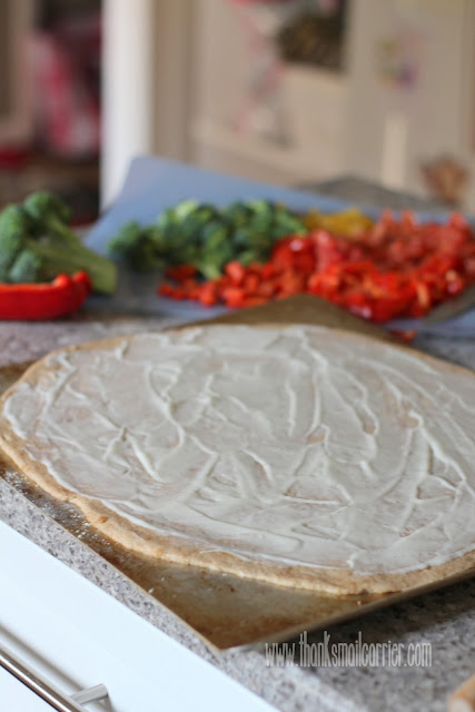 pizza with ranch dressing