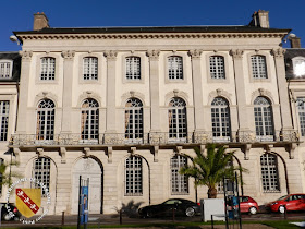 NANCY (54) - Place Carrière : Hôtel de Craon (XVIIIe siècle)