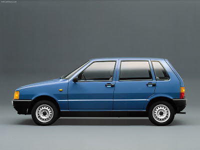 1990 Fiat Uno. Uno 1990 claro que tem