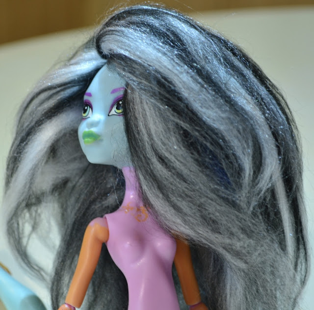 Monster High Wig (made from acrylic yarn, incorporating wefts made from waste acrylic yarn) 