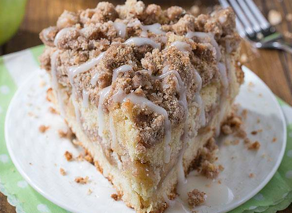 Cinnamon Apple Crumb Cake #desserts #cakerecipe #chocolate