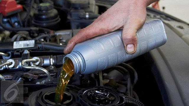 What is the Difference between Transmission Oil and Axle Oil