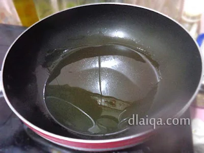 panaskan minyak goreng