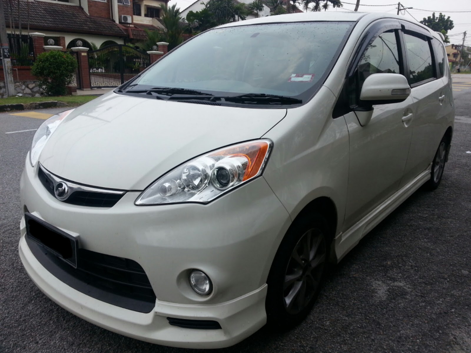 Perodua Puchong Kinrara - Hirup q