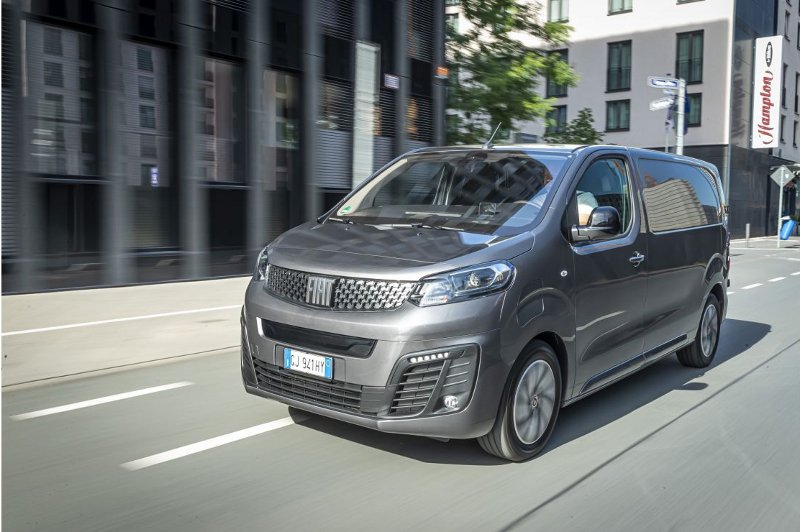 Το επαγγελματικό βαν Fiat Scudo με τον κορυφαίο συνδυασμό ευρυχωρίας και ευελιξίας, προσφέρει τις υπηρεσίες του με €35.990 και είναι ετοιμοπαράδοτο
