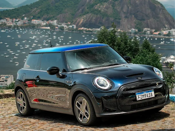 MINI Cooper S 3P tem preço reduzido a R$ 199.990