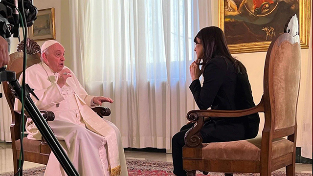 Entrevista A Lorena Bianchetti Por El Papa Francesco. Foto: RAI1