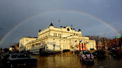 На парламентарните избори през 2009 г. участваха 18 партии и коалиции.