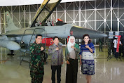 Menteri Suharso Hadiri Roll Out Ceremony Pesawat F-16 Falcon Star eMLU di Lanud Iswahjudi