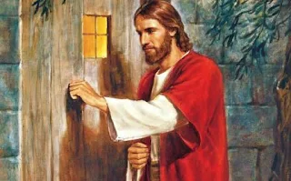 Jesus batendo na porta da casa