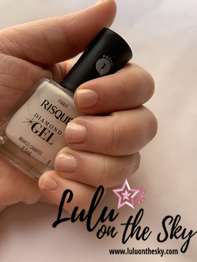 Esmalte Risqué Diamond Gel Branco Camafeu