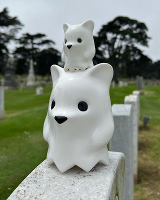 San Diego Comic-Con 2022 Exclusive Ghostbear & Ghostbear XL Glossed Over Edition Vinyl Figure Set by Luke Chueh x Munky King x Disburst