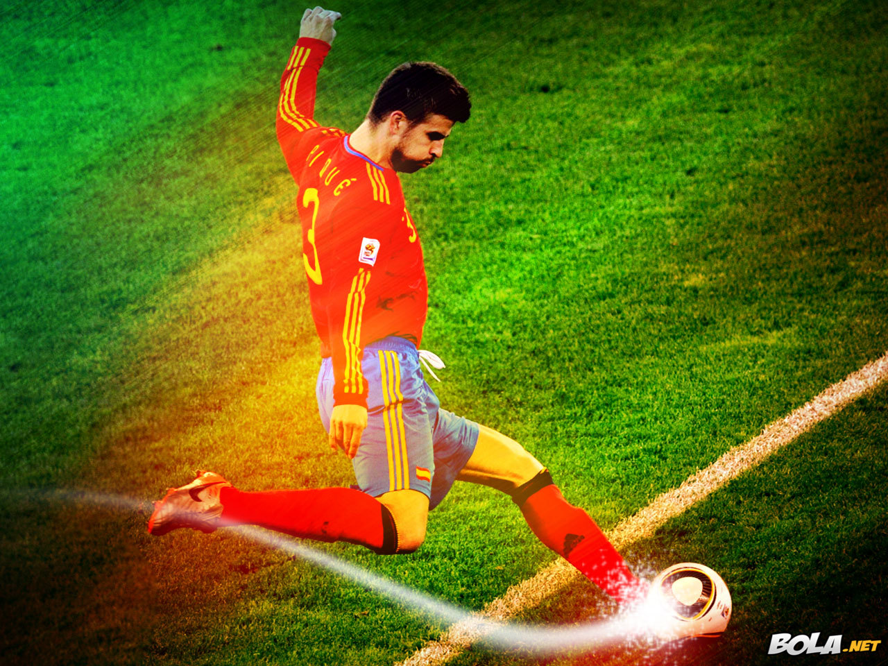 gerard-pique-wallpaper-2012-05.jpg