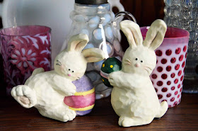 Easter Bunny vignette sculpture