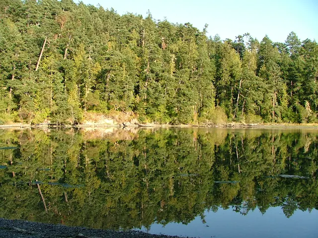 Lottie Bay in Deception Pass park