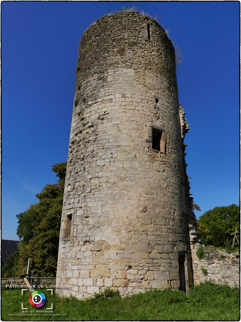 BLAMONT (54) - Château-fort