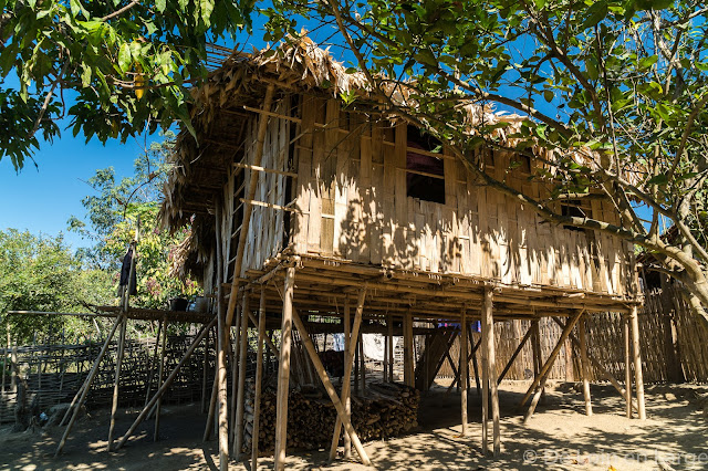 Village de Kainchaung-Rivière Lemro-Birmanie-Myanmar