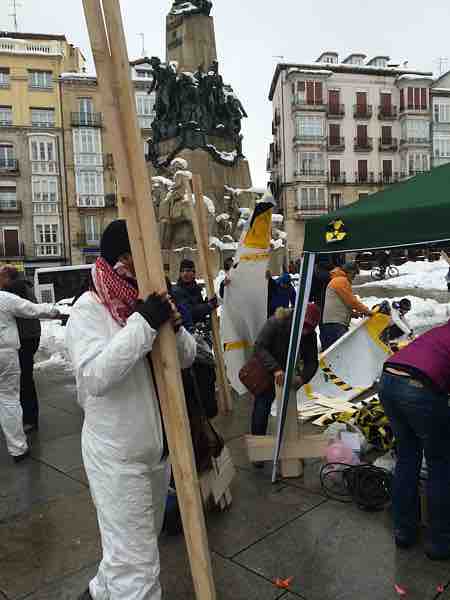 recogiendo la instalación del simulacro