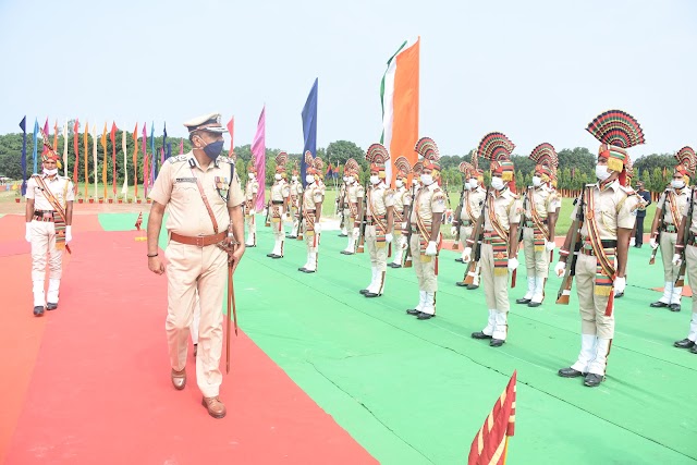 गोरखपुर : रेलवे सुरक्षा बल के नव आरक्षी प्रशिक्षुओं के 44वें बैच का  आयोजित हुआ दीक्षांत परेड समारोह