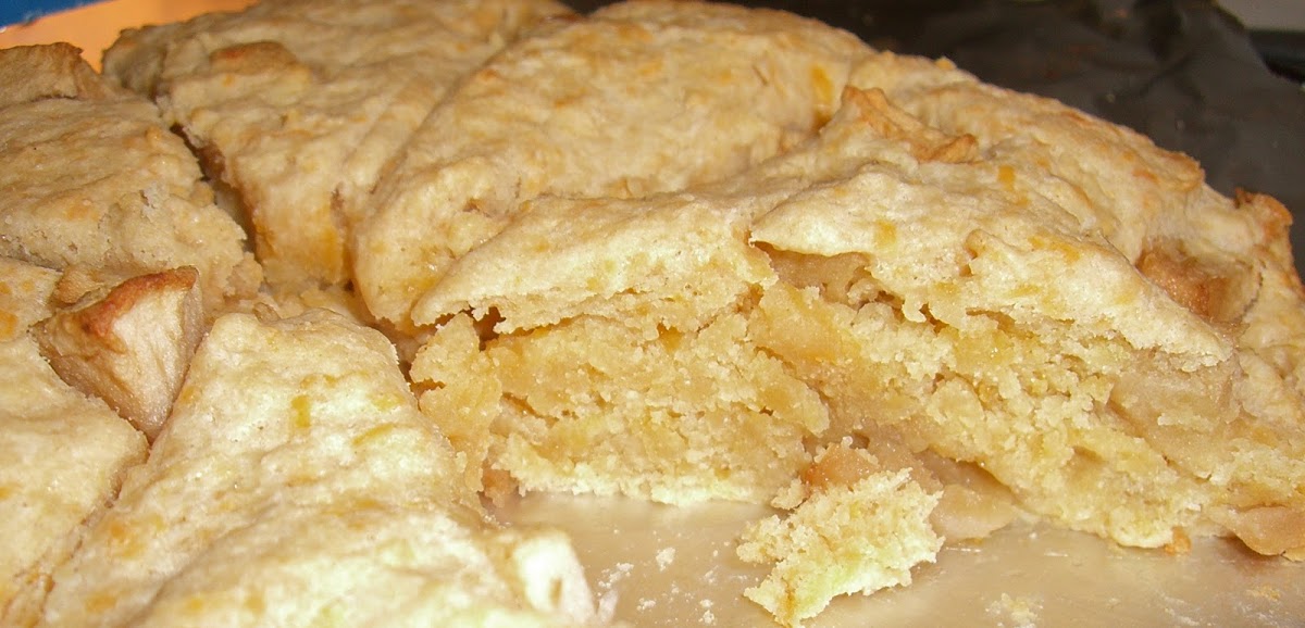 Apple Cheddar Scones