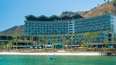 AYANA Komodo Resort, Waecicu Beach