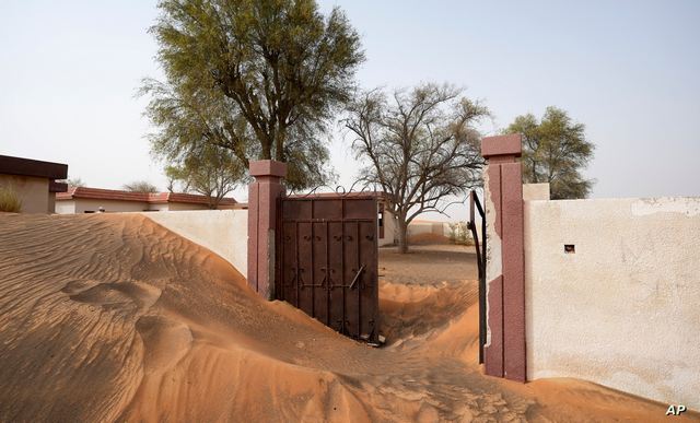 قرية اشباح تكشف عن ماضي الامارات..بالصور