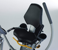 45-degree angled seat with multiple height & tilt adjustments on Octane Fitness xR650 Recumbent Elliptical