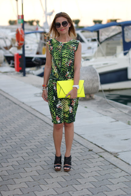 Kenzo Jungle print dress, round sunglasses, Lanvin sandals, Fashion and Cookies