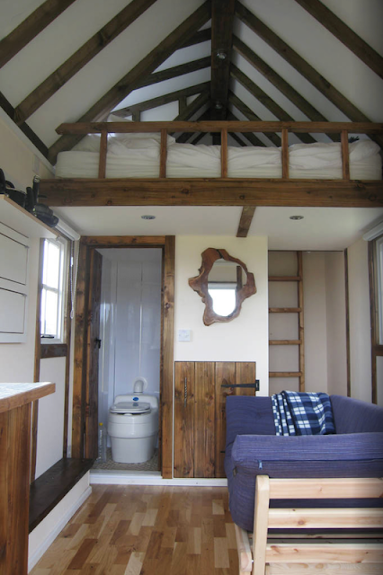 Clashnessie Bay tiny house