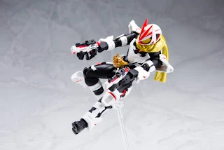 REVIEW SHFiguarts Kamen Rider GeAts Boost Magnum Form & Fever Form Parts Set, Bandai