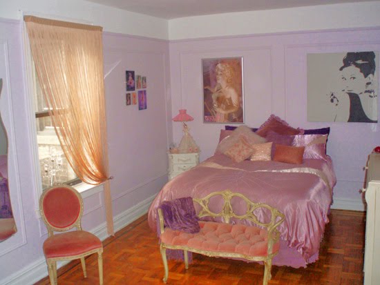 Darian Darling's boudoir