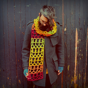 Free 'humankind' scarf pattern