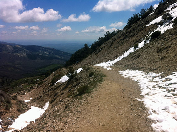 Unas fotos de nuestra ruta por la Hoya de San Blas - Mayo 2013