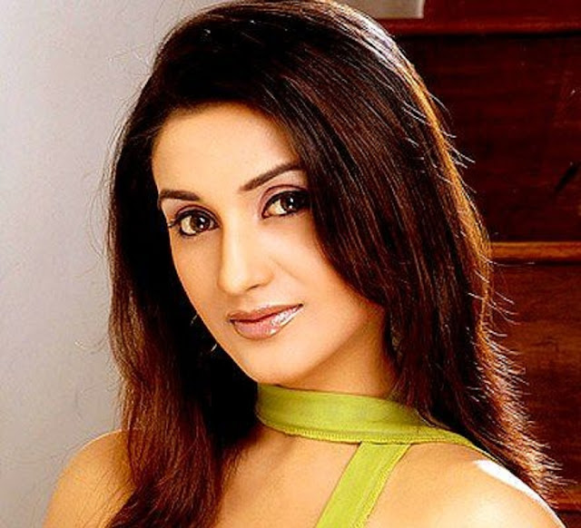 Beautiful Rati Pandey Wallpaper