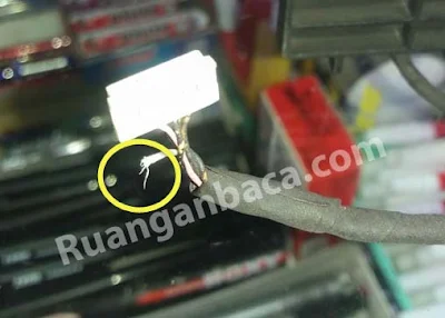 Cara Memperbaiki kabel soket mesin fotocopy putus 