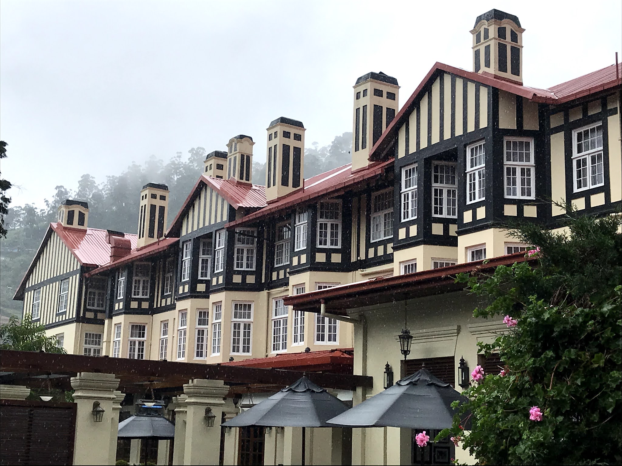 Buffet Breakfast At Srilanka's Expensive Hotel - The Grand Hotel - Nuwara Eliya