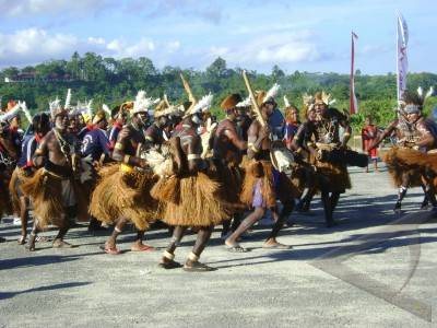 Namanama Tarian tradisional Indonesia dan asal daerahnya