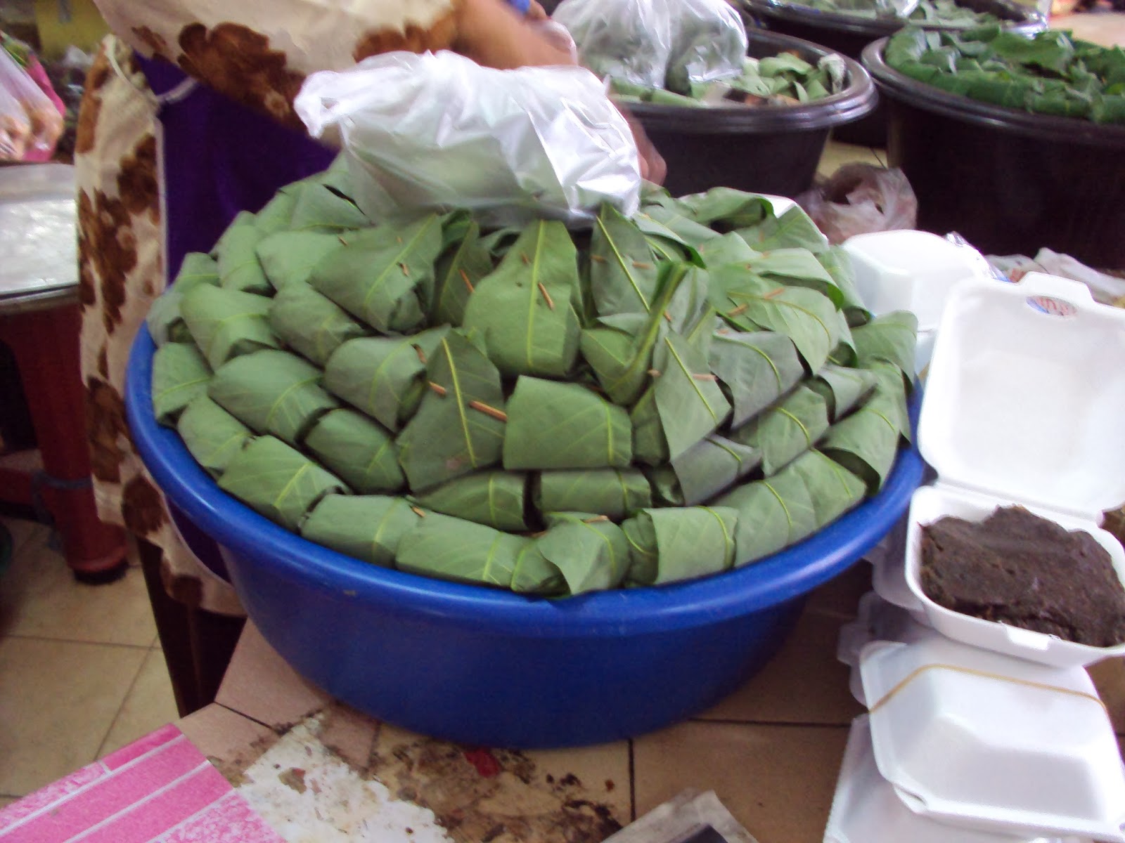 Hitam Putih Kehidupan: MAKANAN TRADISIONAL KELANTAN