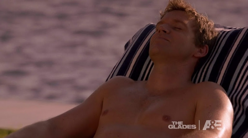 Matt Passmore Shirtless in the Glades s2e02