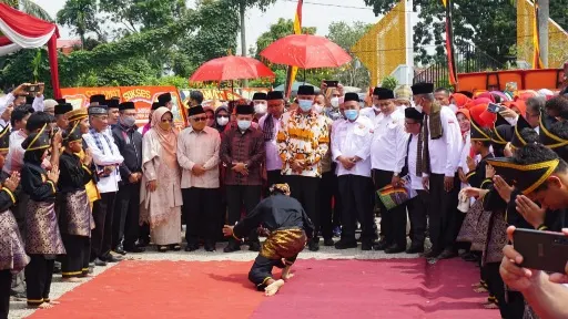 Buya Mahyeldi Lantik dan Kukuhkan DPD IKM Merangin, Provinsi Jambi