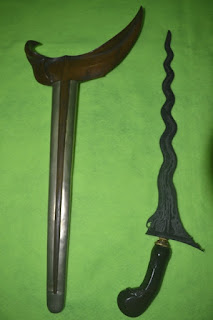 KERIS SENGKELAT LUK 13, KERIS SANGKELAT