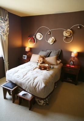 The Patriotic Peacock: Big Boy Room