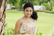 Vishnu priya photos from 21st century Love-thumbnail-1