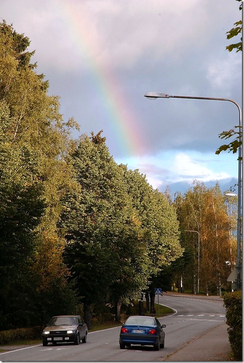 iltapäiva sateenkaari 015