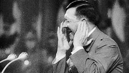 Subastan el asiento del baño privado de Hitler | Fotos