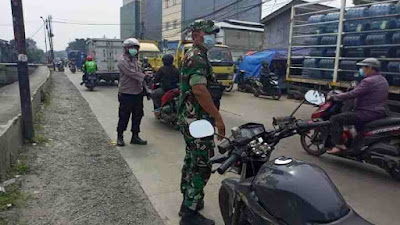 Tiga Pilar lakukan Pengaturan Kemacetan di Jalan Pesing poglar